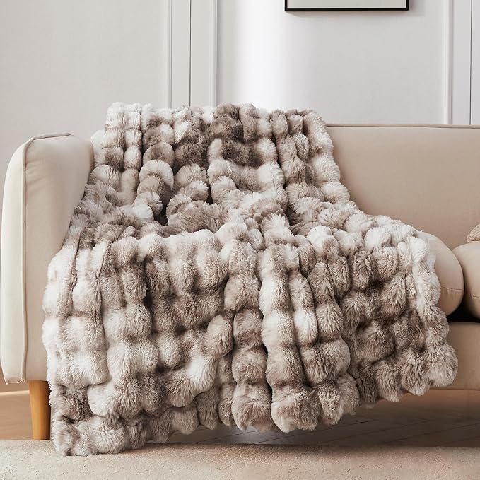 Blankets & Throws