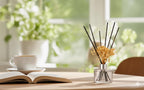 Gardenia Reed Diffuser Set with Sticks, 6.7 fl oz / 200 ml