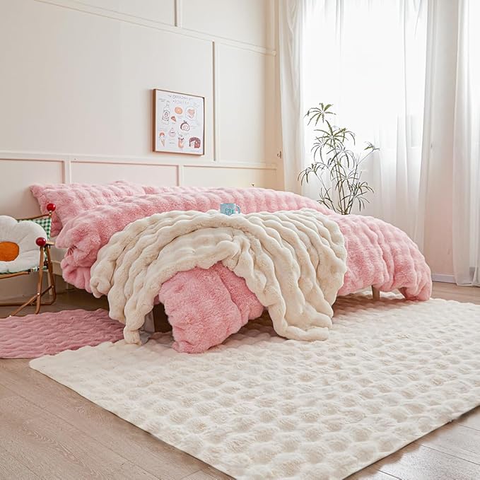 Creamy White Rabbit Plush Rug 5'x8', Fluffy Faux Fur Shaggy Area Rug - Image 5