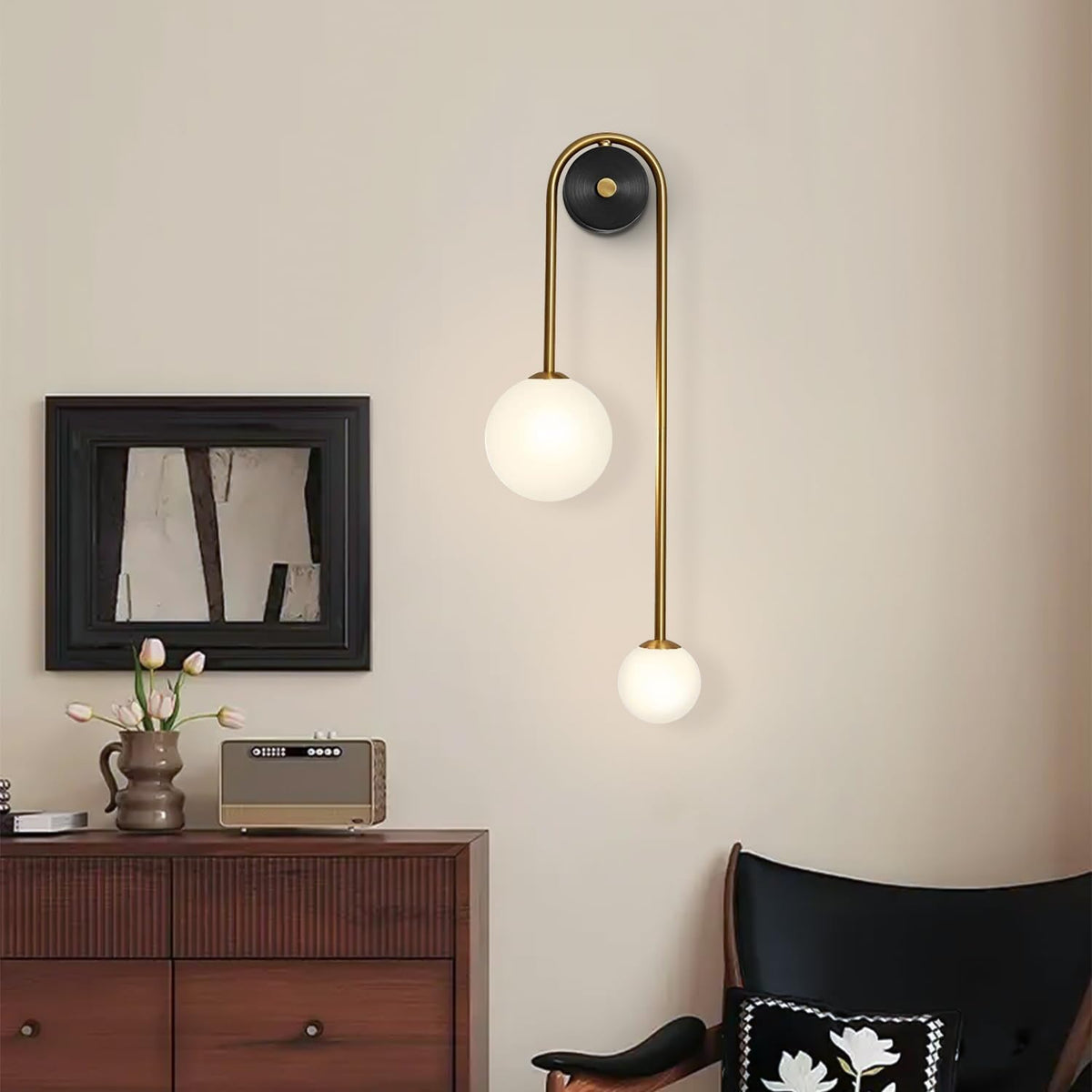Globe Glass Wall Sconce, 2-Lights Gold Modern Brushed Brass Wall Mount Light, Mid Century Beside Wall Lamp with Glass Shade for Loft Living Room Bedroom
