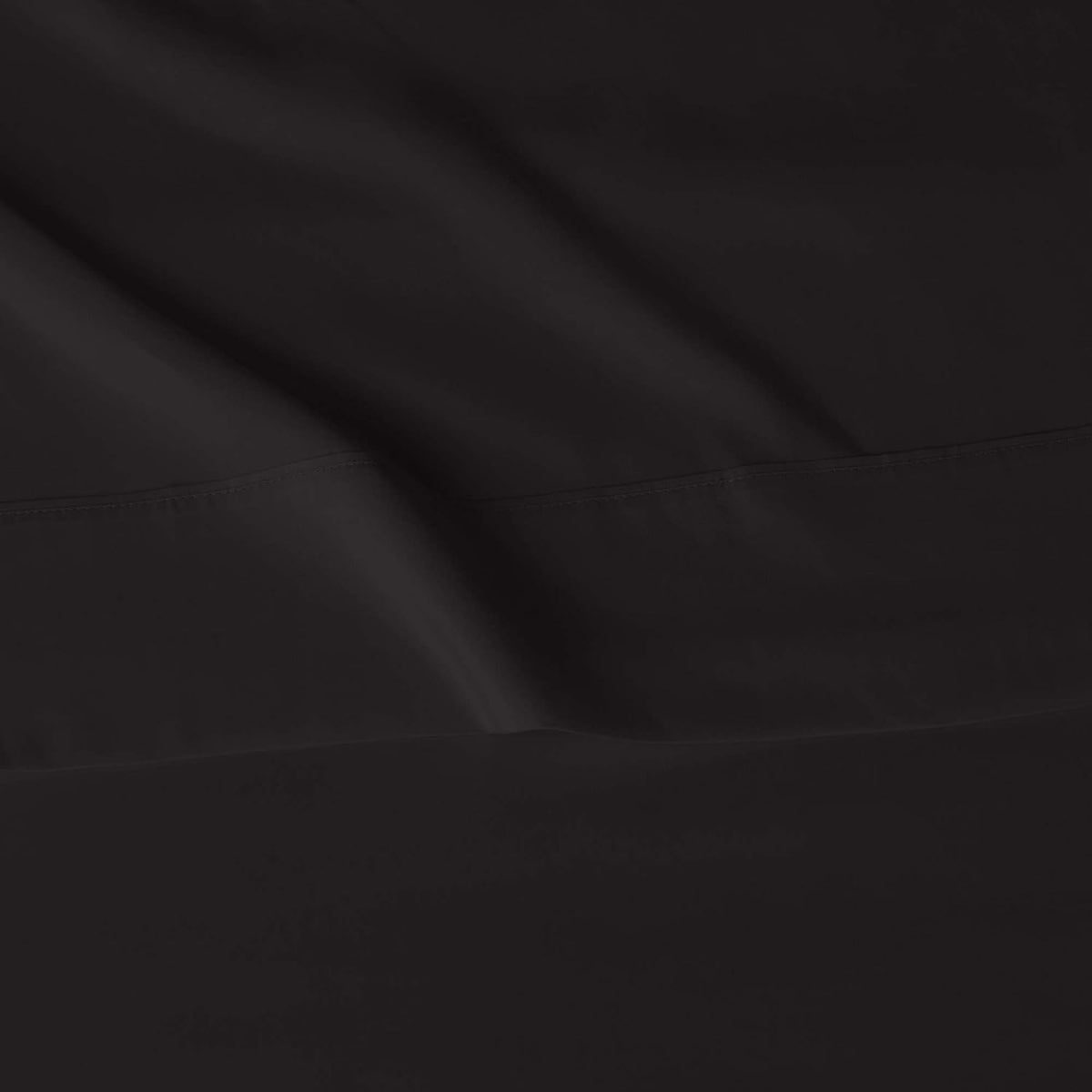 Amazon Basics Lightweight Super Soft Easy Care Breathable Microfiber 4 Piece Cozy Comfortable Bed Sheet Set, Wrinkle Resistant with 14-Inch Deep Pockets, Queen, Black, Solid
