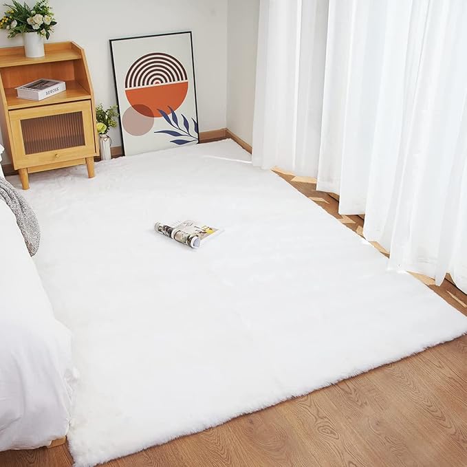 Ghouse Ultra Soft Faux Rabbit Fur Rug 5x8, Machine Washable Area Rugs by Ghouse