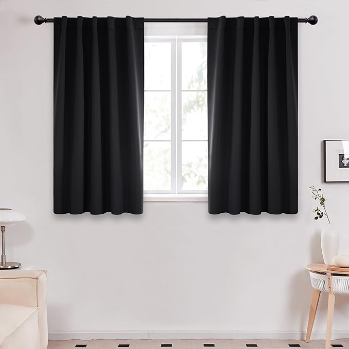 Deconovo Short Blackout Curtains by Deconovo