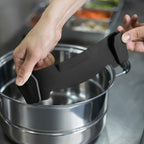 AUOON Clip On Strainer Silicone for All Pots, Standard 8.86 x 3.55in, Black