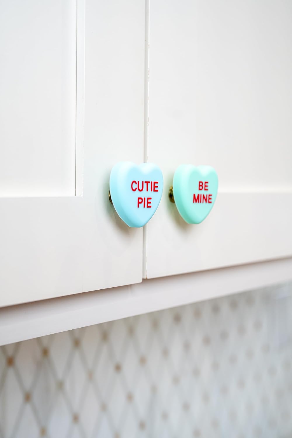 Knobēz 8pk Decorative Knob Covers - Valentine Conversation Hearts Decor