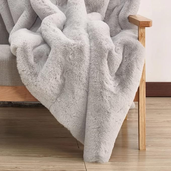 ORINOVA Faux Fuzzy Washable Fur Area Rugs - Image 4