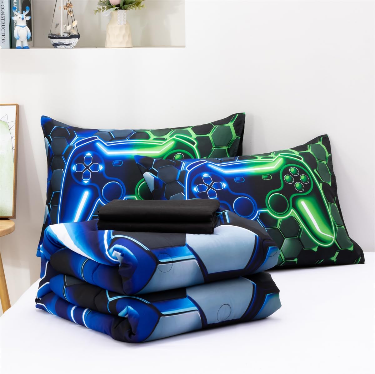 NTBED 5pcs Twin 3D Gaming Comforter Set for Boys Kids Gamer Bedding Sets