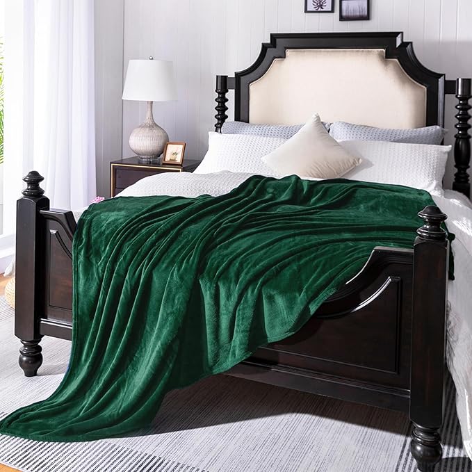 JIAHANNHA Green Throw Blanket Fleece Blanket Throw Size, Super Soft Cozy Plush - Image 2