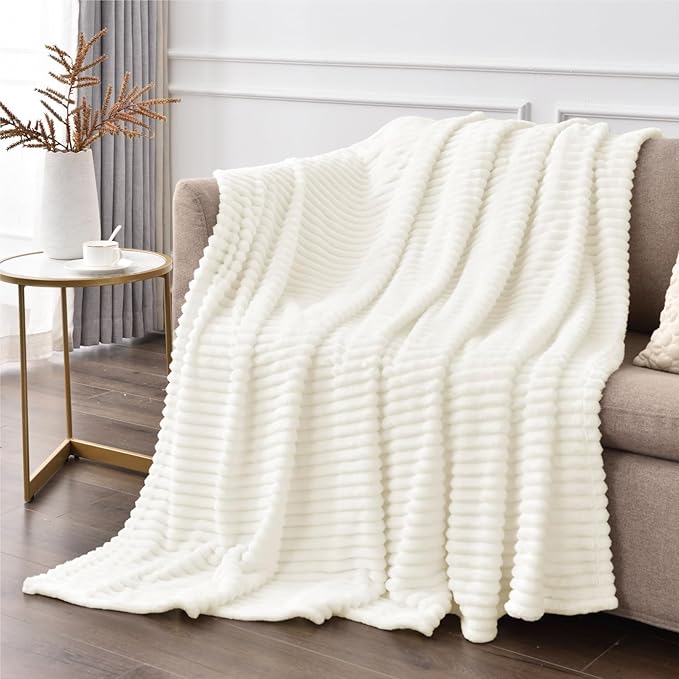 BEDELITE Fleece Blanket Queen Size – 3D Ribbed Jacquard Soft and Warm - Image 4