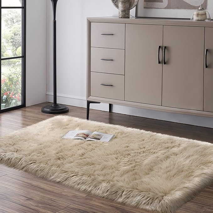 Faux Fur Rug, Ultra Soft Fuzzy Shag Rug - Image 3