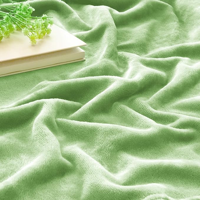 BEDELITE Fleece Blanket Grass Green Throw Blankets - Image 3