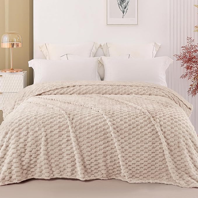 Exclusivo Mezcla Fleece Queen Blanket - Image 2
