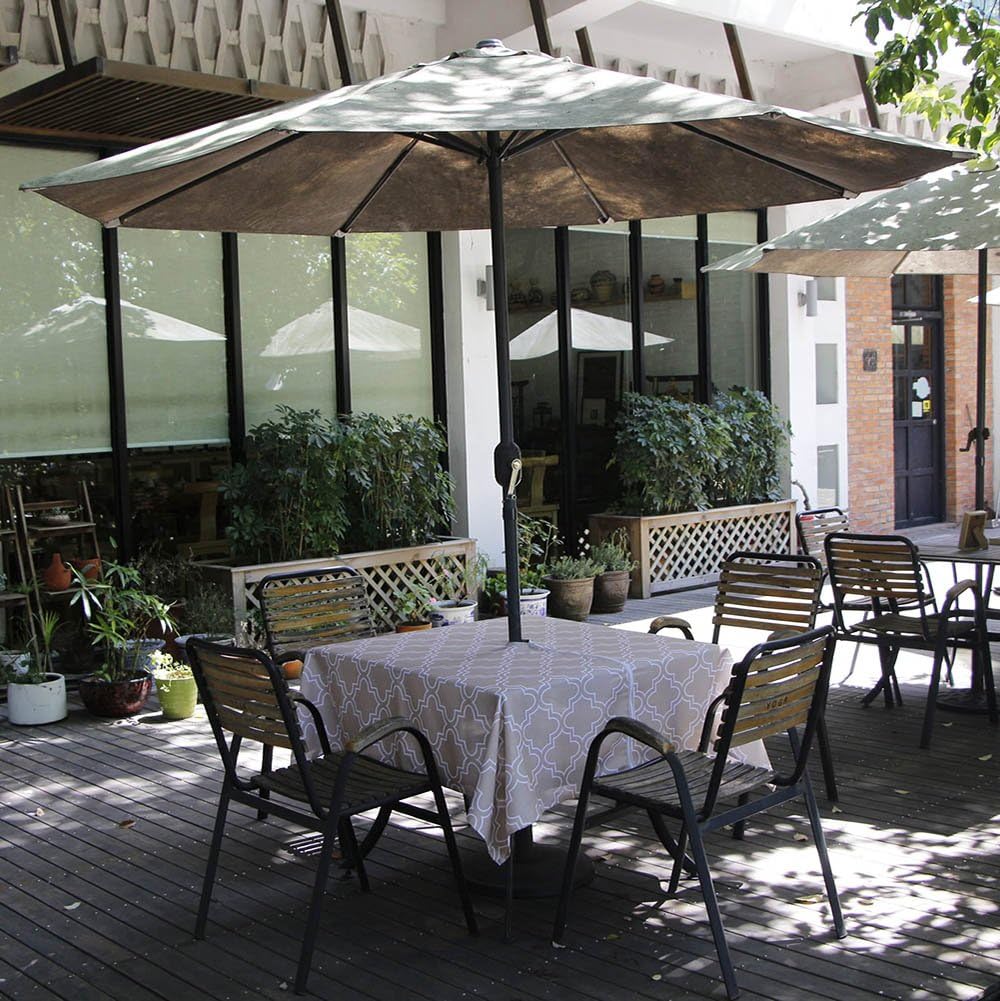 Melaluxe Outdoor Tablecloth with Umbrella Hole, 60x60 inch Square
