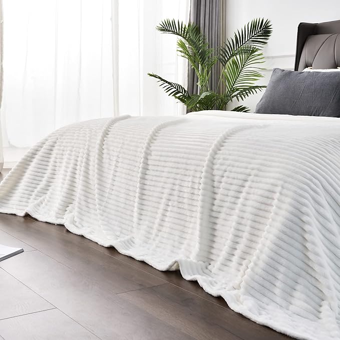 BEDELITE Fleece Blanket Twin Size – 3D Ribbed Jacquard Soft and Warm Decorative - Image 2