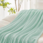 Exclusivo Mezcla Fleece Throw Blanket Extra Large, Super Soft and Warm Blankets - Image 6