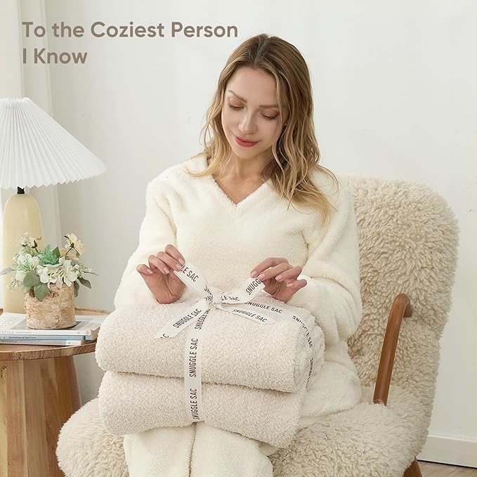 Snuggle Sac Queen Size Oversized Super Soft Bed Blanket - Image 7