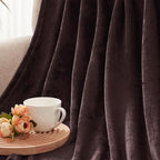 Exclusivo Mezcla Fleece Coffee Throw Blanket - Image 7