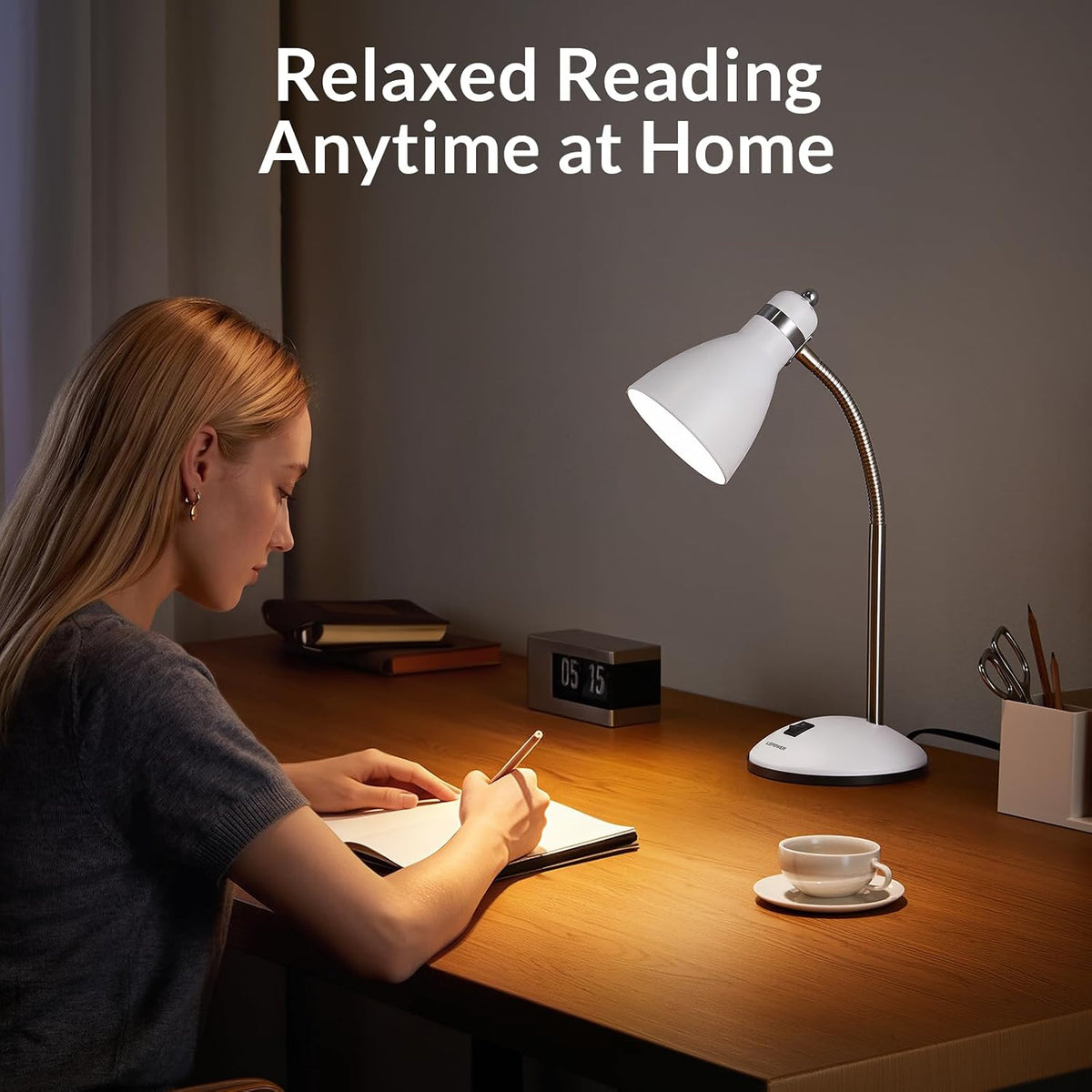 LEPOWER Metal Desk Lamp, Adjustable GooseNeck Reading Light for Bedroom