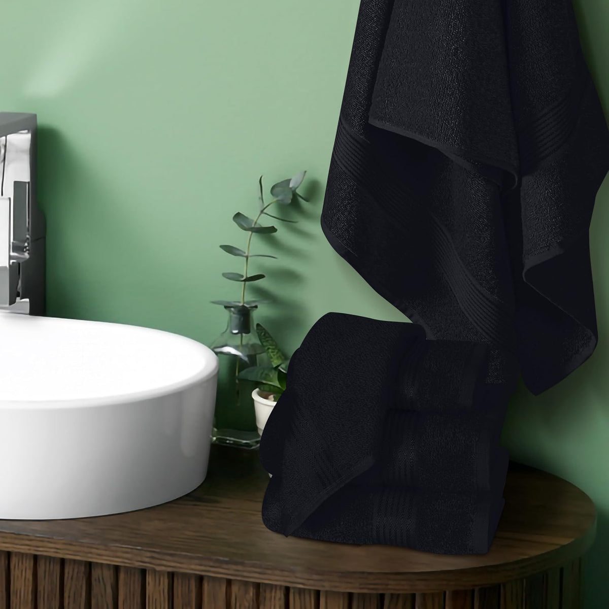 Ultra Soft 6 Pack Cotton Towel Set, Contains 2 Bath Towels 28x55 inch, 2 Hand Towels 16x24 inch & 2 Wash Coths 12x12 inch, Ideal for Everyday use, Compact & Lightweight - Black