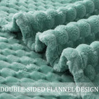 Exclusivo Mezcla Fleece Queen Blanket - Image 6
