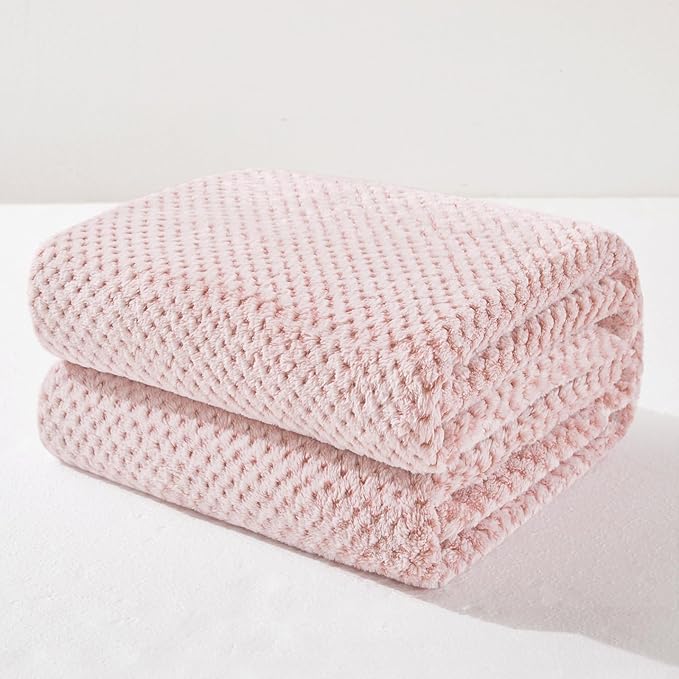 Exclusivo Mezcla Fleece Bed Blanket Queen Size, Super Soft and Warm Blankets by ExclusivoMezcla
