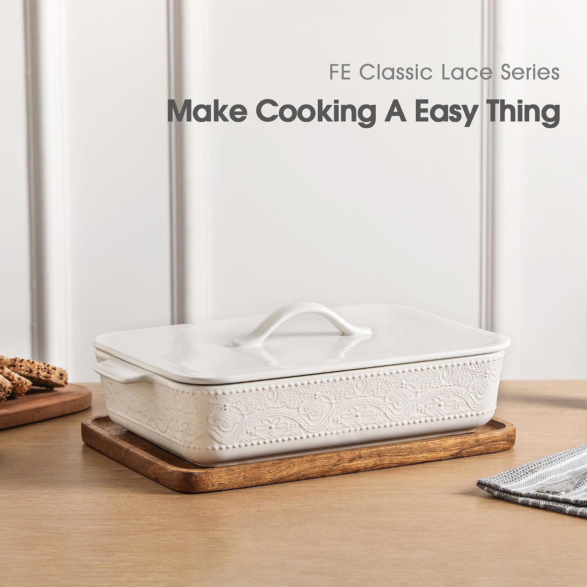 Casserole Dish with Lid, Ceramic 9x13 Casserole Dish for Oven, Rectangular Bakeware, Large Baking Dish with Handles for Holiday Cooking, Roasting, Baking, Oven & Microwave Safe (White)