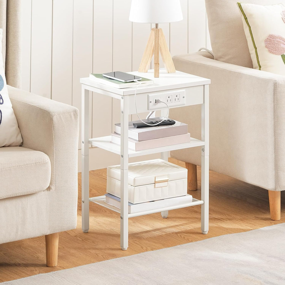 HOOBRO Side Table with Charging Station, Small End Table for Small Space