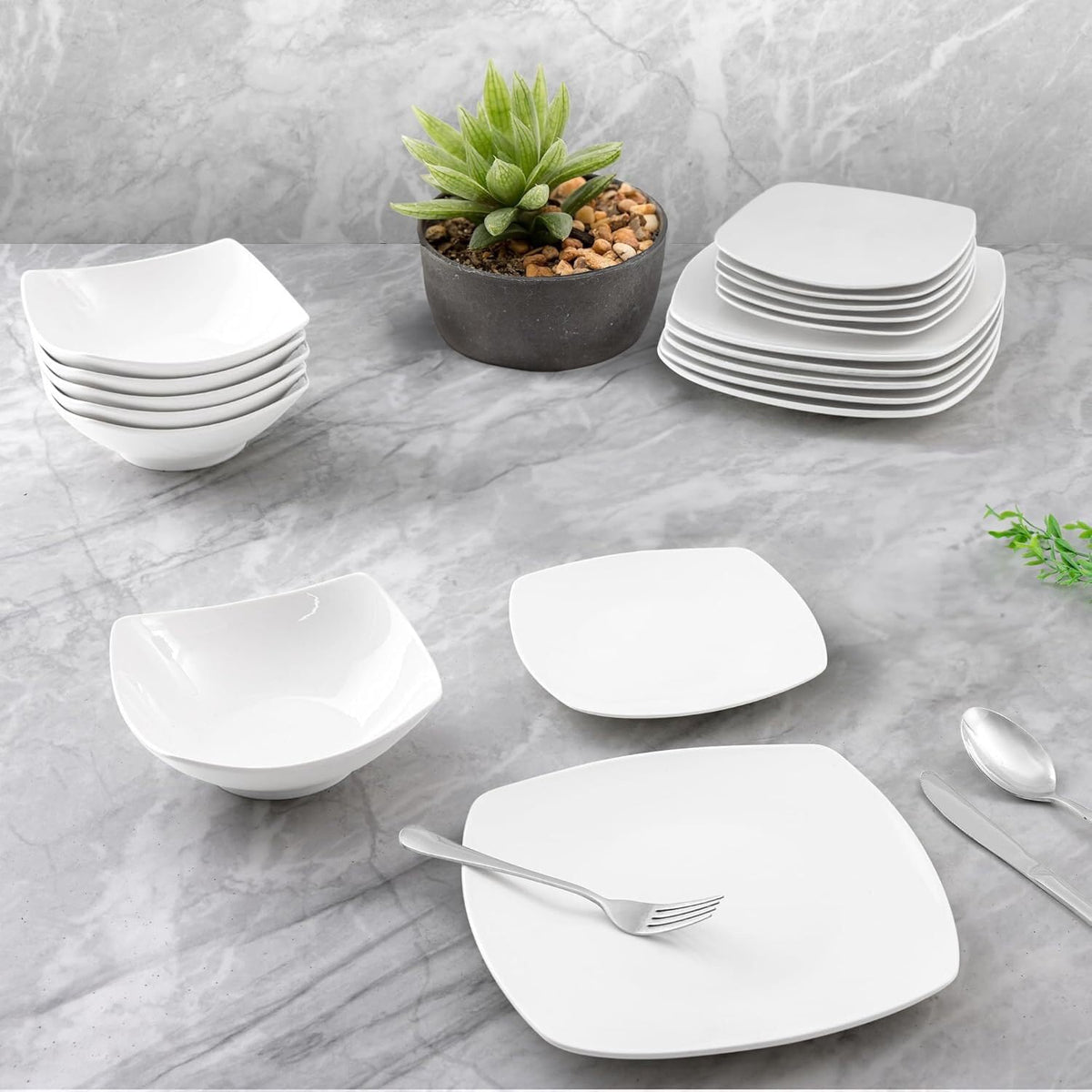Zulay Kitchen Luna 18-Piece Porcelain Dinnerware Set - Chip and Scratch Resistant Plates and Bowls - Premium Quality Dishes Set for 6, White