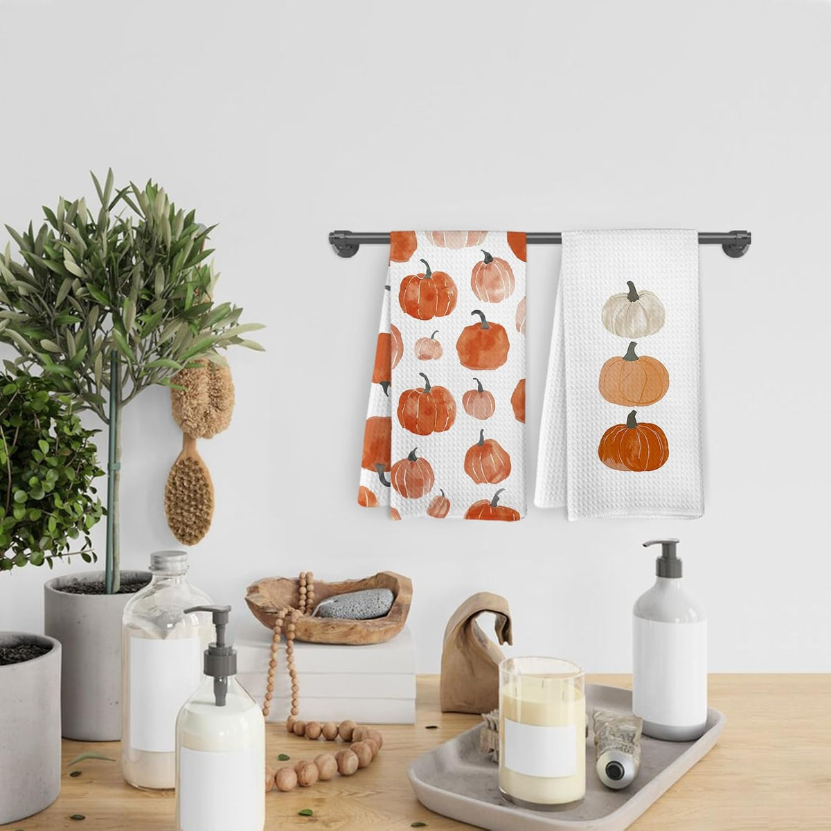 Fall Pumpkin Decor Kitchen Towels and Dishcloths Set of 2, Fall Thanksgiving Day Hand Dish Towel, Farmhouse Autumn Pumpkins Decorative Hand Tea Towels for Bathroom Kitchen, 16×24 Inch