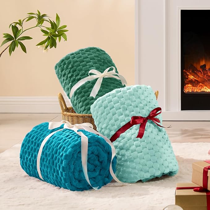 BEDELITE Fleece Throw Blanket for Couch & Bed - Image 8