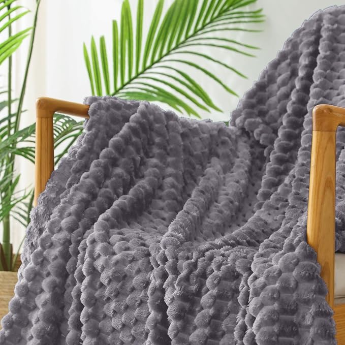 Exclusivo Mezcla Fleece California King Blanket - Image 5