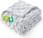 Utopia Bedding Cool Grey Checkered Fleece Twin Blanket by UTOPIABEDDING