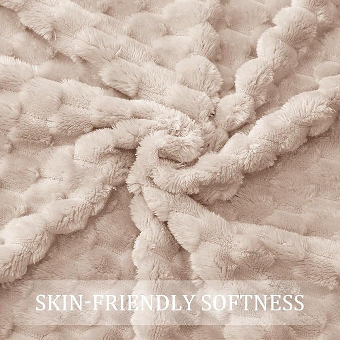 Exclusivo Mezcla Fleece California King Blanket - Image 7