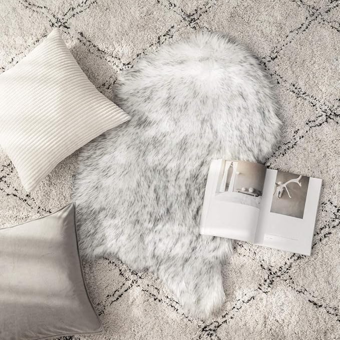 MIULEE Fluffy Rug Soft Shaggy Faux Fur Area Rug Luxury Plush Sheepskin Carpet - Image 7