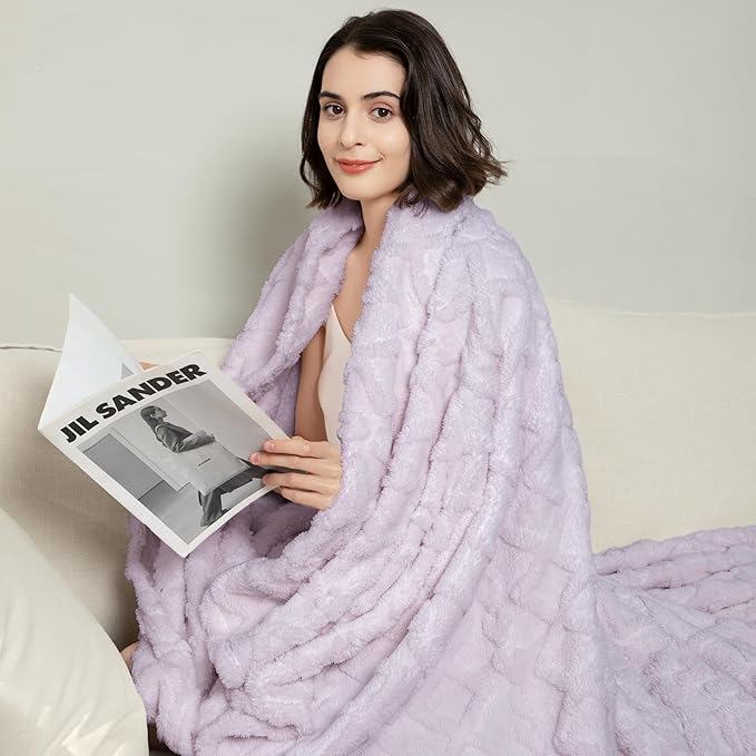 Aganear Flannel Throw Blanket - Image 6