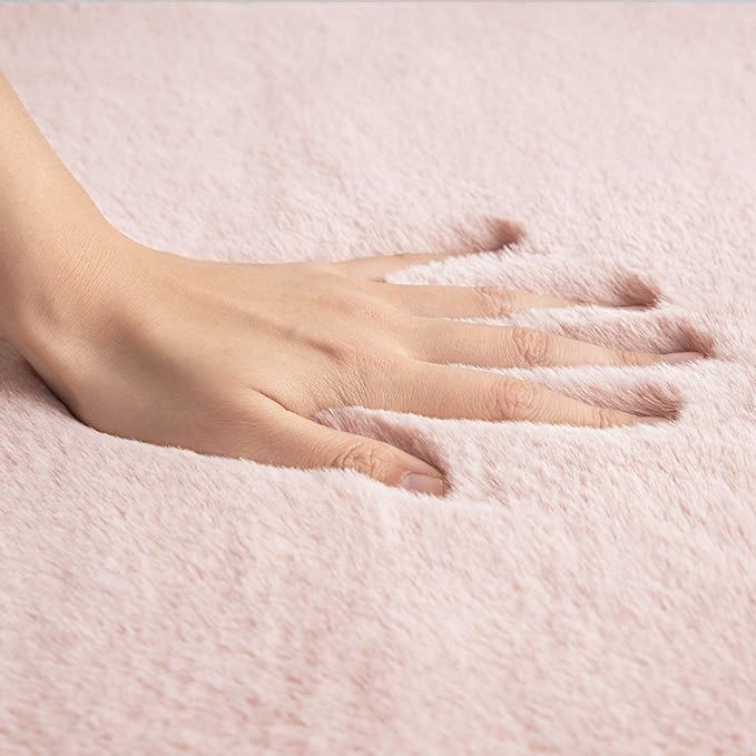 Ashler Faux Fur Rug, Ultra Soft Faux Rabbit Fur, 6 x 9 Feet Rectangle, Machine - Image 5