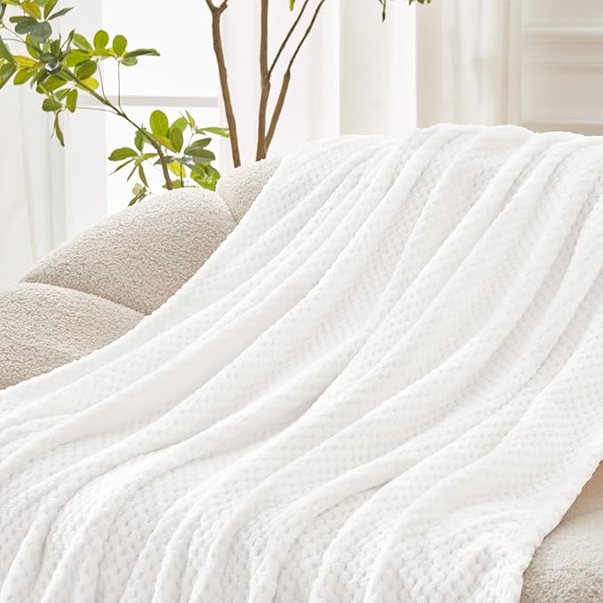 Exclusivo Mezcla Fleece Bed Blanket King Size, Super Soft and Warm Blankets - Image 5