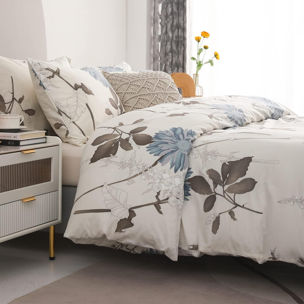 SLEEPBELLA Comforter King Size, 600 Thread Count Cotton Brown Branches and Blue Flowers Off-White Comforter Sets, Down Alternative Bedding Set 3Pcs(King, Off-White Botanical)