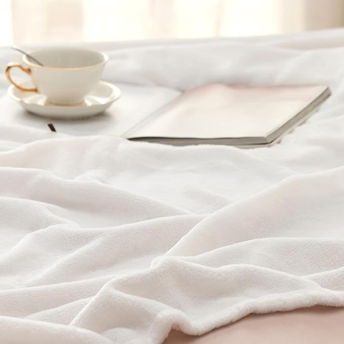 Bedsure GentleSoft Fleece Throw XL Blanket White - Image 5
