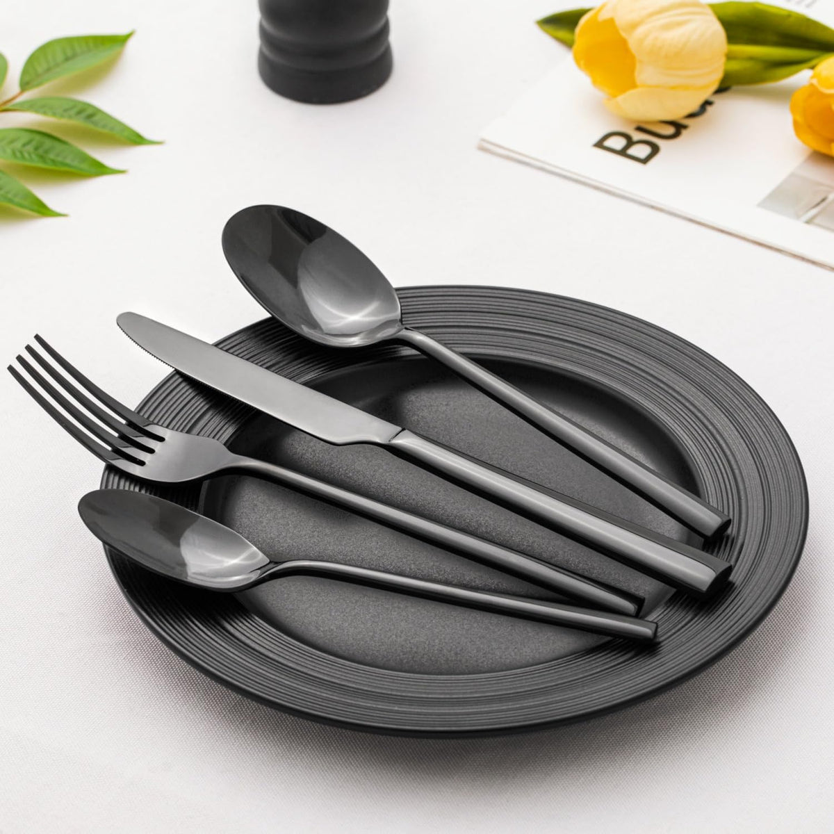 Black Silverware Set for 4, 20-Piece Stainless Steel Flatware Cutlery Set