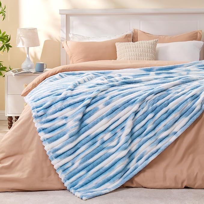 BEDELITE Twin Blanket for Couch & Bed, 300GSM Soft & Warm Fleece Blanket - Image 5