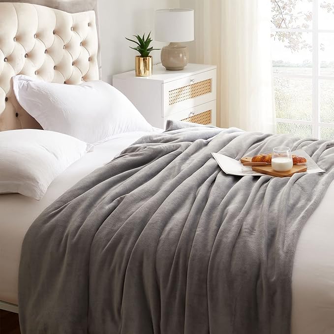 Fleece Blanket King Size Grey Lightweight Super Soft Cozy Luxury Bed Blanket - Image 3