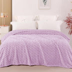 Exclusivo Mezcla Fleece Queen Blanket - Image 2