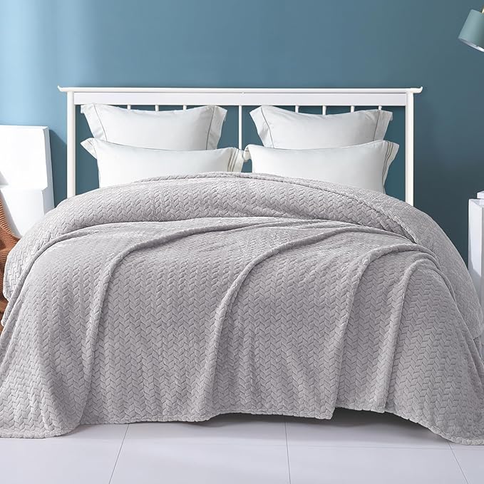 Exclusivo Mezcla Fleece King Size Blanket - Image 2