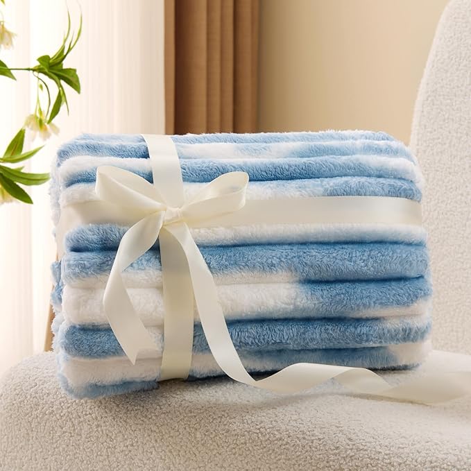 BEDELITE Twin Blanket for Couch & Bed, 300GSM Soft & Warm Fleece Blanket - Image 2