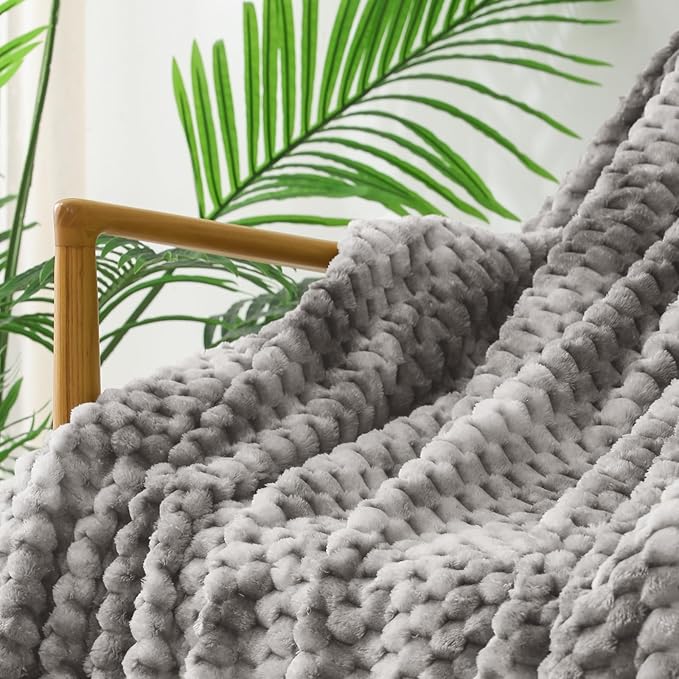 Exclusivo Mezcla Fleece Twin Blanket - Image 6