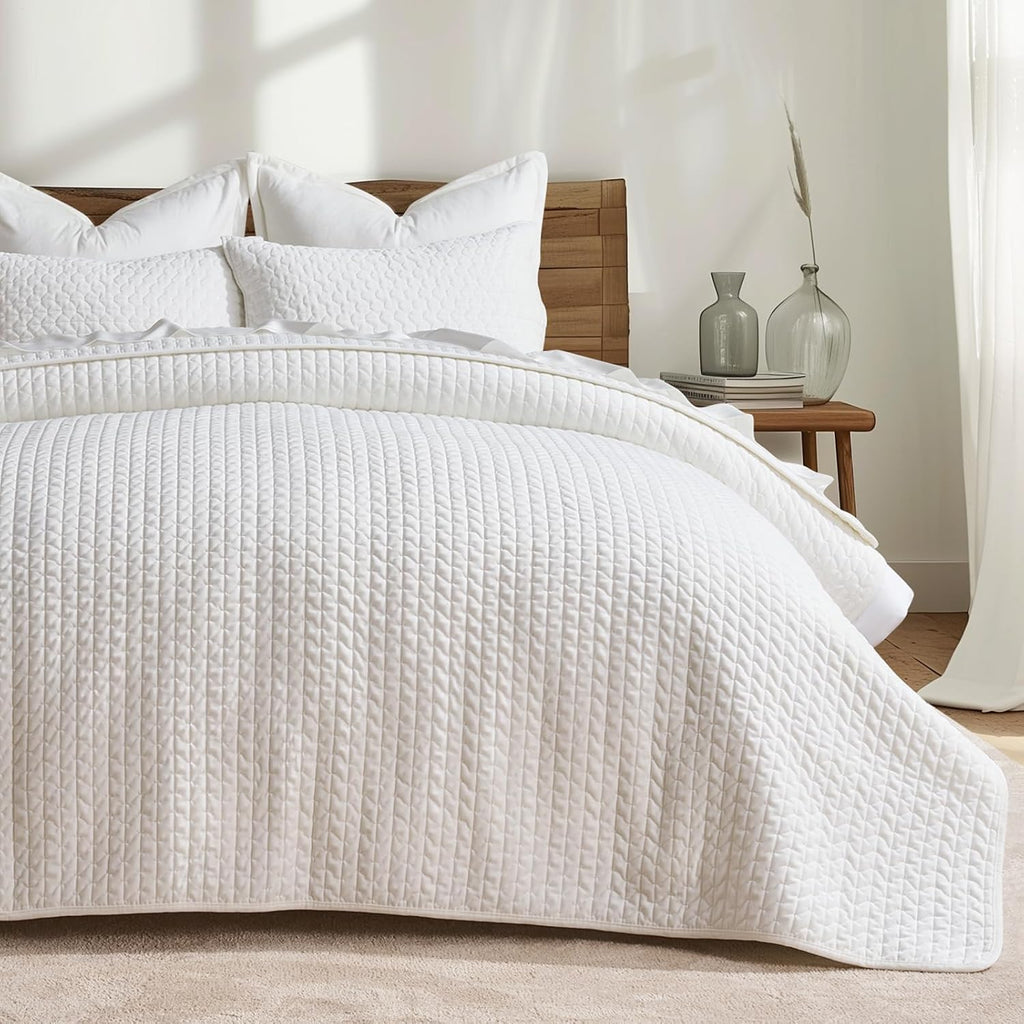 EverGrace Cross-Stitch Velvet Quilt Set, King Size, Bright White