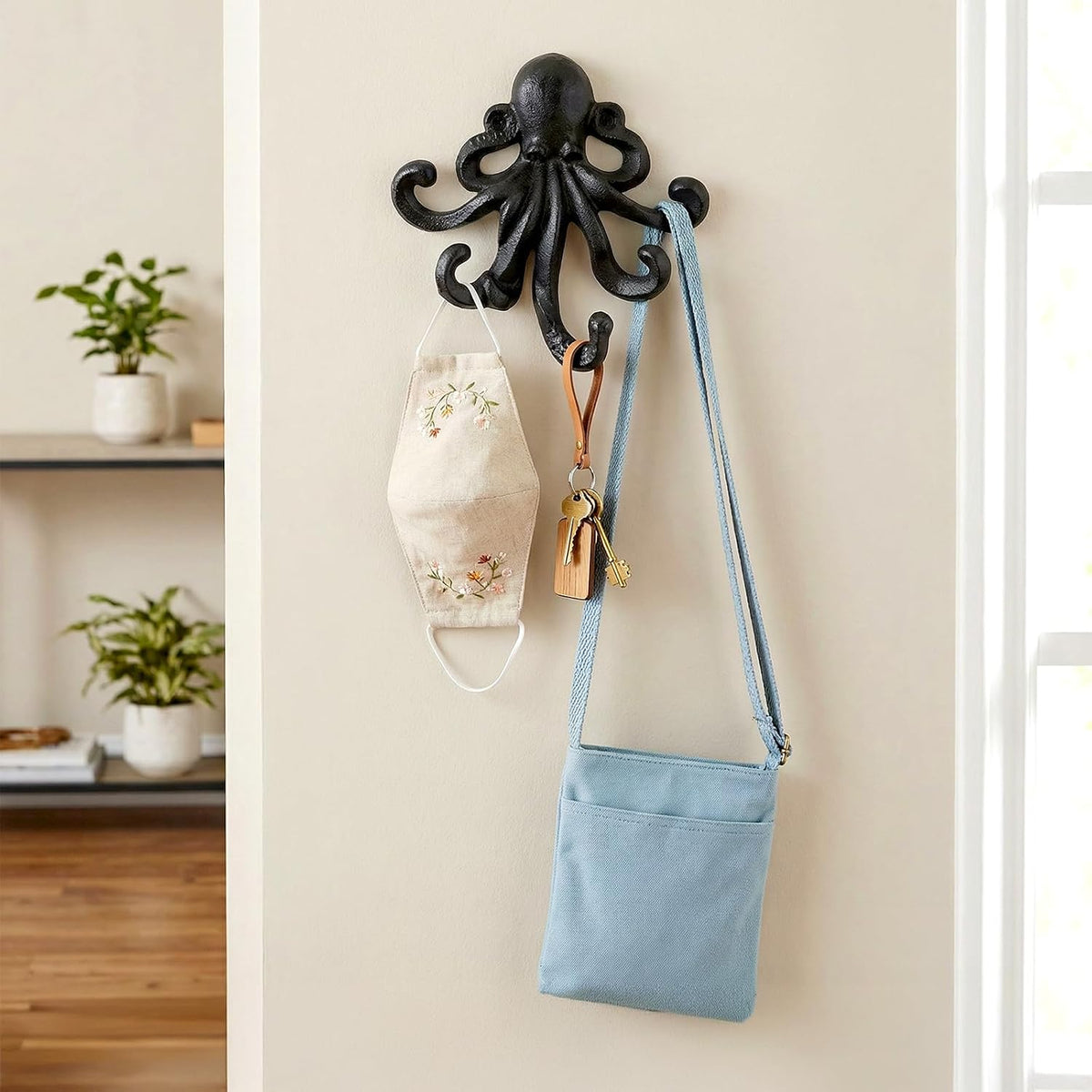 Dicunoy 2 Pack Heavy Duty Octopus Hooks, Cast Iron Wall Mounted Key Holder, Nautical Towel Hook Decorative Coat Hangers with Screw for Bags Purses Scarves Home Decor, 6" H