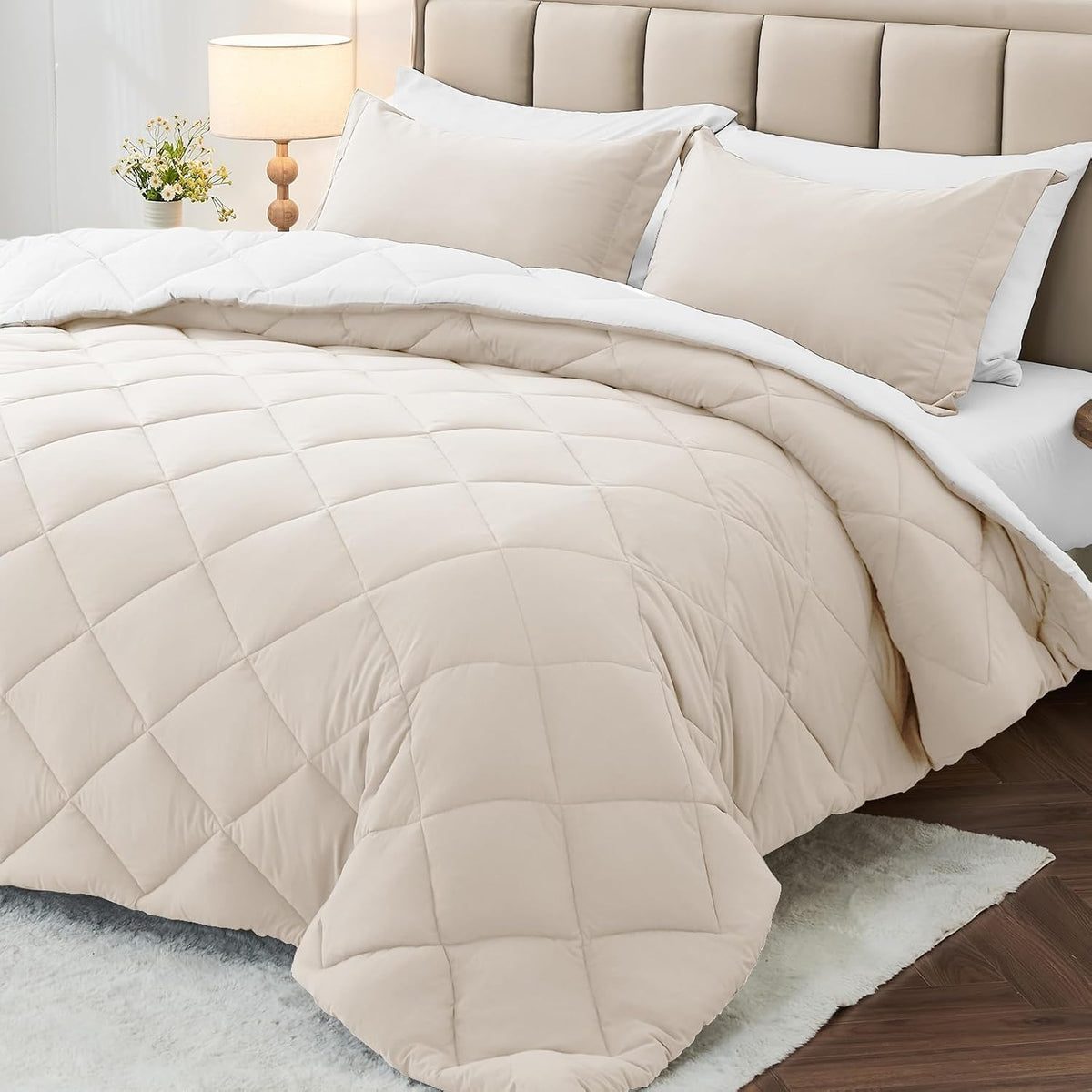 MUXHOMO Queen Comforter Set 7 Pieces, Reversible Bed in a Bag, Beige/White
