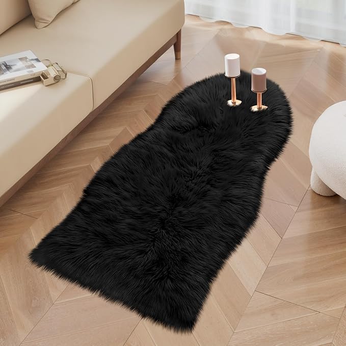 Ciicool Ultra Soft Faux Sheepskin Fur Rug Fluffy Chair Rug - Image 3